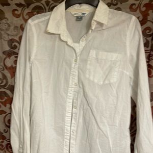 Woman’s Long Sleeve Old Navy Shirt White